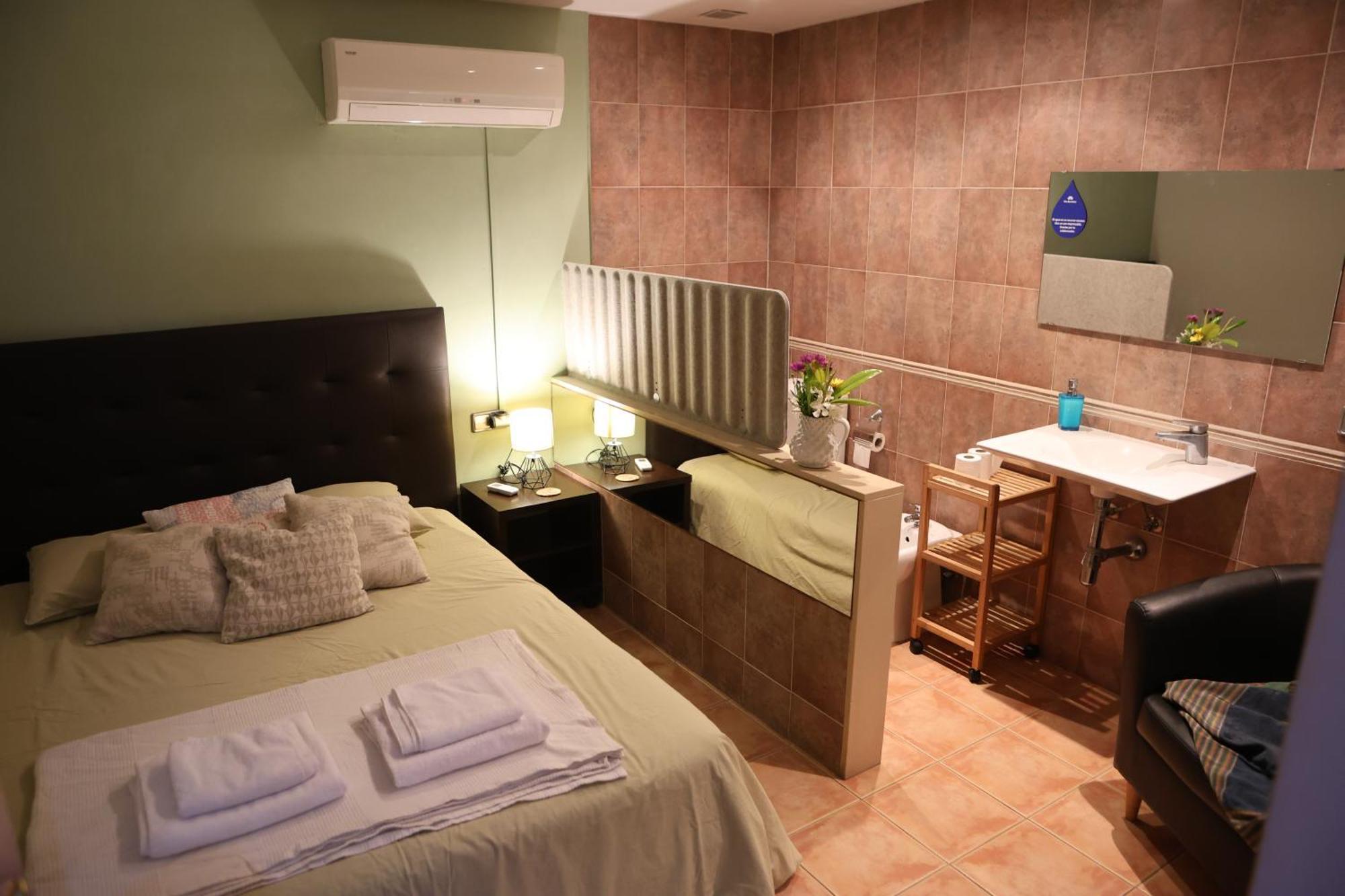 El Cedre Blau Vivienda Con Piscina En Granollersヴィラ エクステリア 写真