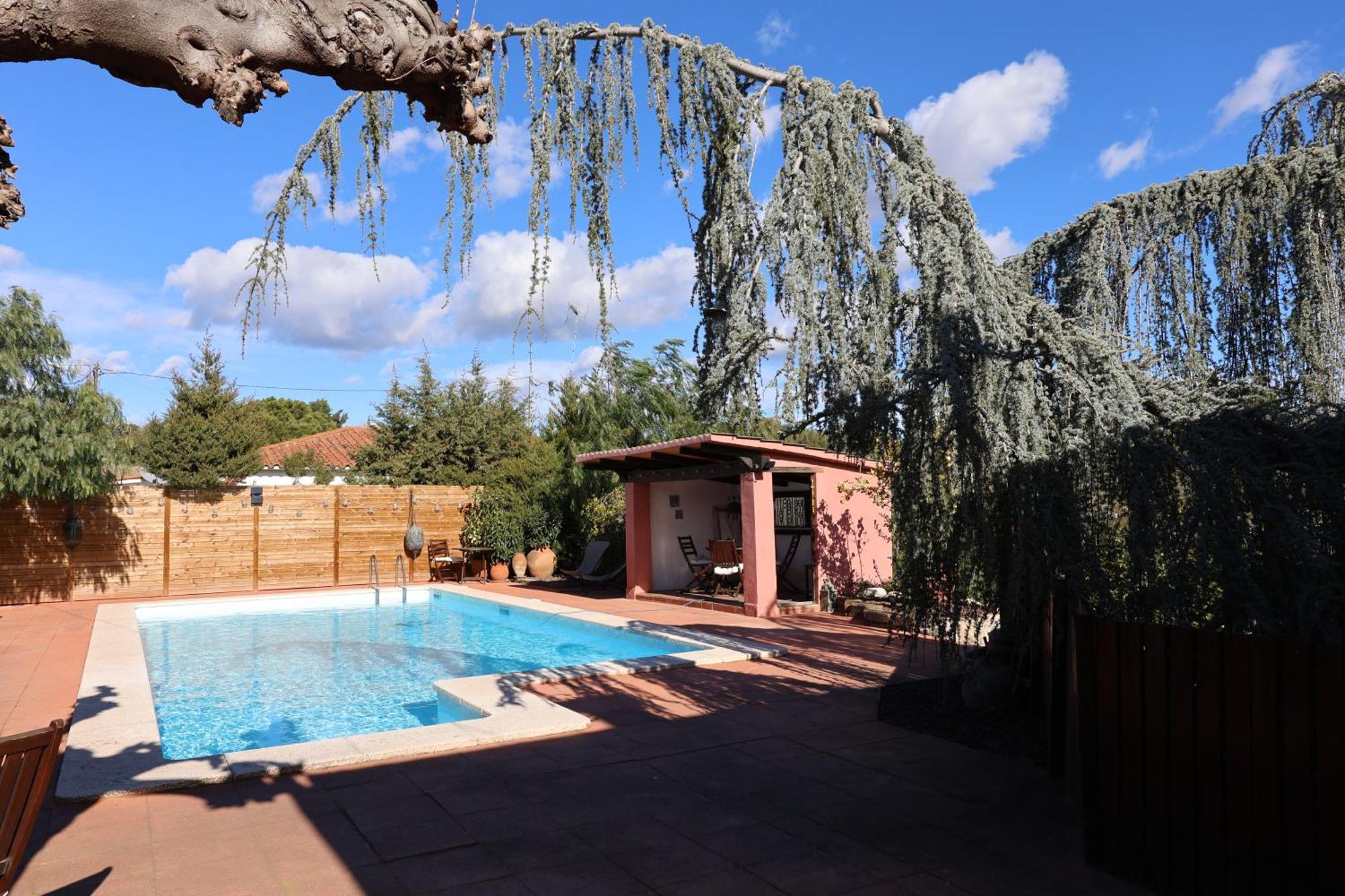 El Cedre Blau Vivienda Con Piscina En Granollersヴィラ エクステリア 写真